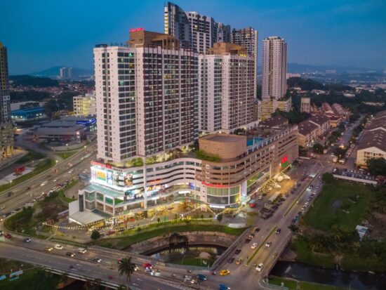 Aerial photo of high-rise building complex in city